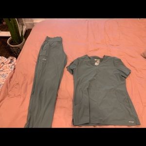 Greys Anatomy Edge Scrubs- SET